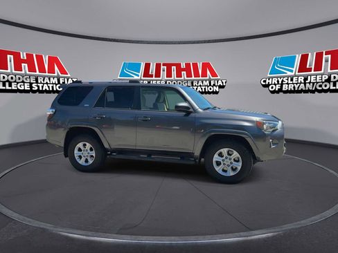 Used 2021 Toyota 4Runner SR5 RWD image 9