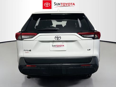 Used 2025 Toyota RAV4 LE image 5