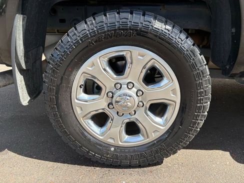 Used 2015 RAM 2500 Laramie w/ Protection Group AWD/4WD image 5