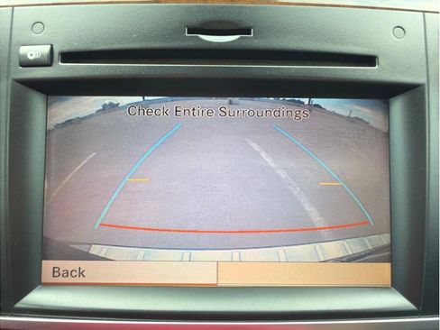 Used 2011 Mercedes-Benz R 350 BlueTEC 4MATIC image 23