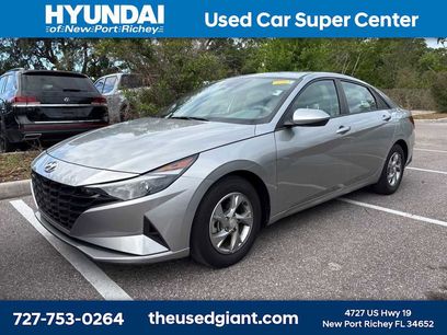 Used 2023 Hyundai Elantra SE w/ Cargo Package
