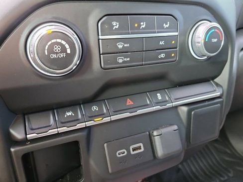 Used 2022 Chevrolet Silverado 1500 W/T w/ WT Value Package image 25