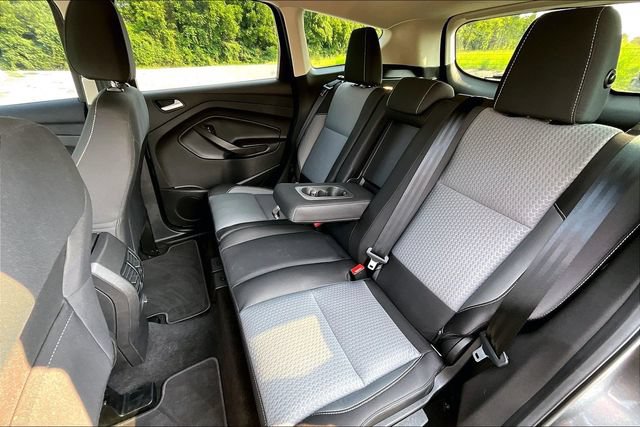 Used 2017 Ford Escape SE AWD/4WD image 27