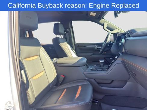 Used 2025 GMC Sierra 1500 AT4 w/ Technology Package AWD/4WD image 28
