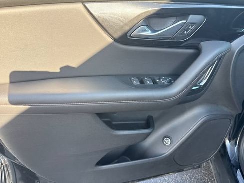 Used 2021 Chevrolet Blazer RS AWD/4WD image 12