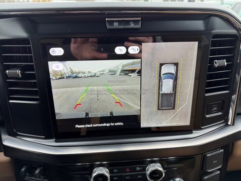 New 2026 Ford F250 Lariat w/ FX4 Off-Road Package image 18