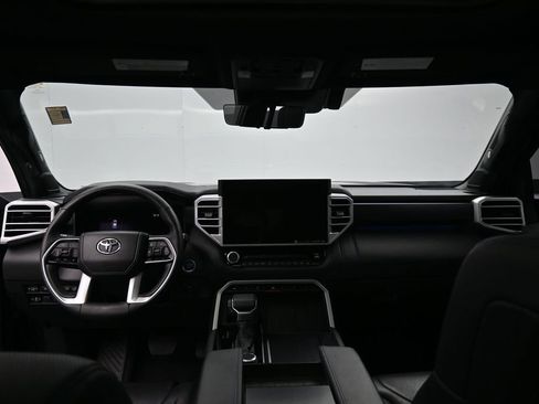 Certified 2023 Toyota Sequoia Platinum AWD/4WD image 28