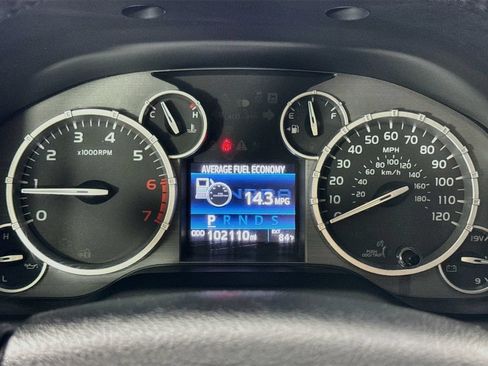 Certified 2017 Toyota Tundra Platinum AWD/4WD image 6