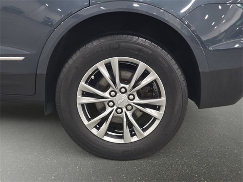 Used 2021 Cadillac XT5 Premium Luxury image 31