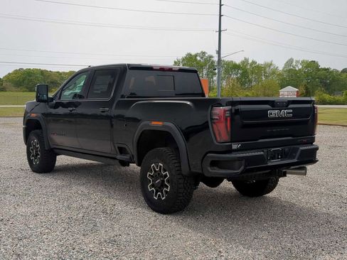 New 2026 GMC Sierra 2500 AT4X w/ LPO, Black Badging Package image 6