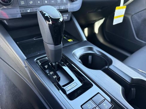 New 2026 Subaru Outback Premium image 31