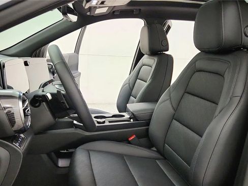 New 2026 Chevrolet Equinox LT AWD/4WD image 29