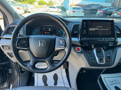 Used 2019 Honda Odyssey EX-L image 18