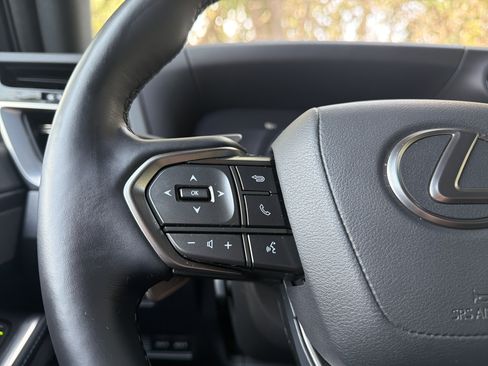Used 2026 Lexus GX 550 AWD/4WD image 20