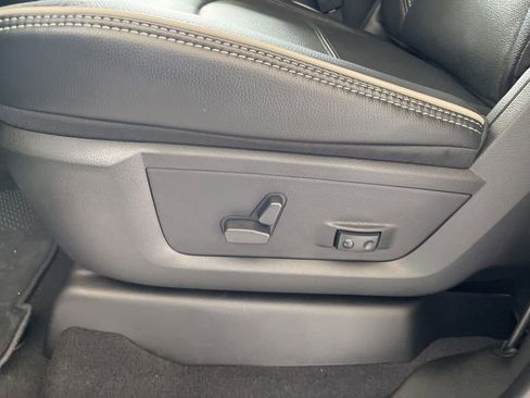 New 2024 RAM 2500 Laramie w/ Night Edition image 41