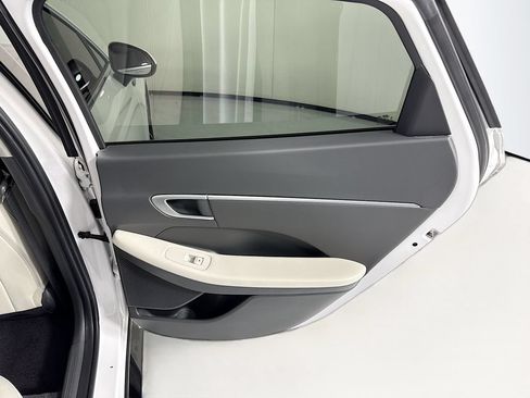 Used 2024 Hyundai Sonata SEL w/ Convenience Package FWD image 27