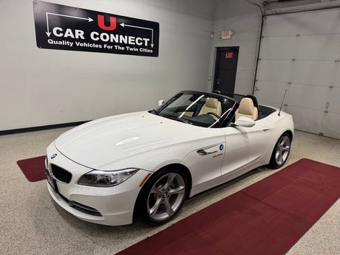 Used 2016 BMW Z4 sDrive28i RWD image 3