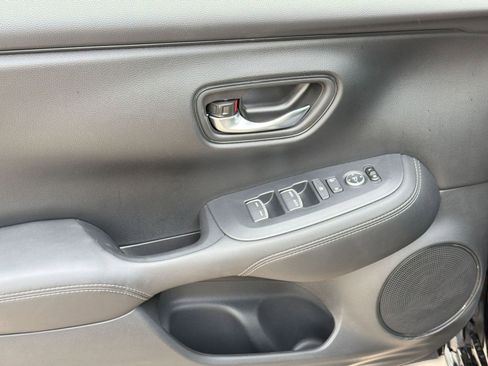 New 2026 Honda HR-V EX-L image 12