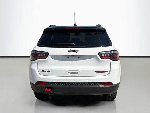 New 2026 Jeep Compass Trailhawk w/ Sun, Sound & Navigation Group AWD/4WD image 7