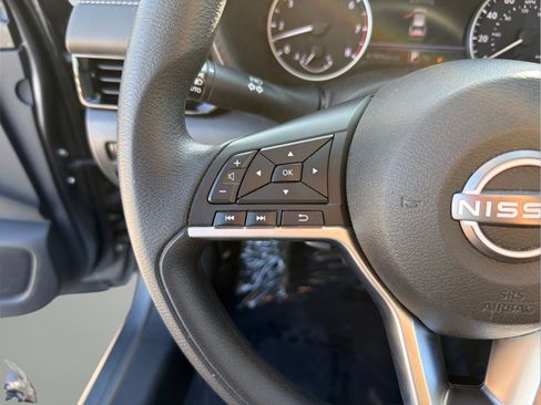 Certified 2024 Nissan Sentra SV FWD image 13