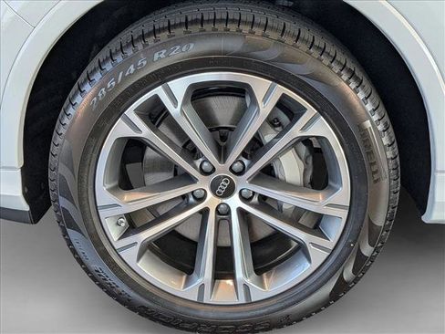 New 2026 Audi Q7 2.0T Premium image 9