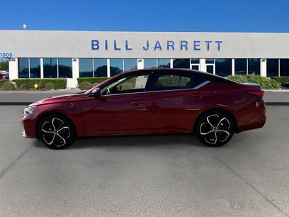 Used 2023 Nissan Altima 2.5 SR w/ SR Premium Package