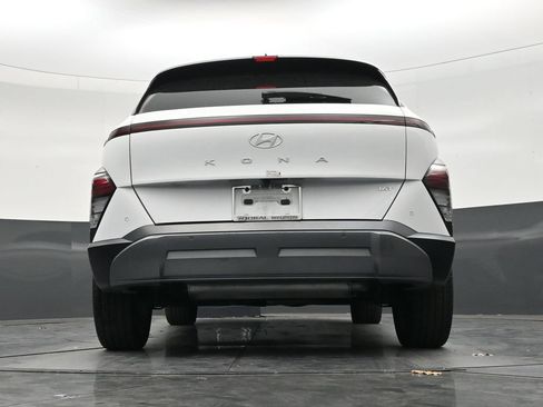 Used 2024 Hyundai Kona Limited FWD image 23