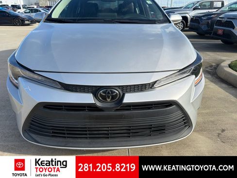 Used 2024 Toyota Corolla LE FWD image 8