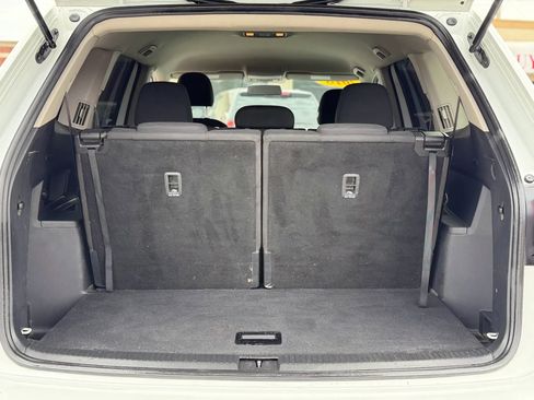 Used 2018 Volkswagen Atlas S FWD image 7