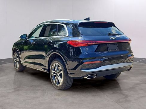 Certified 2025 Audi Q5 Premium w/ Convenience Package AWD/4WD image 4