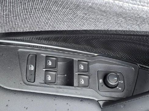 New 2026 Volkswagen Tiguan S image 22