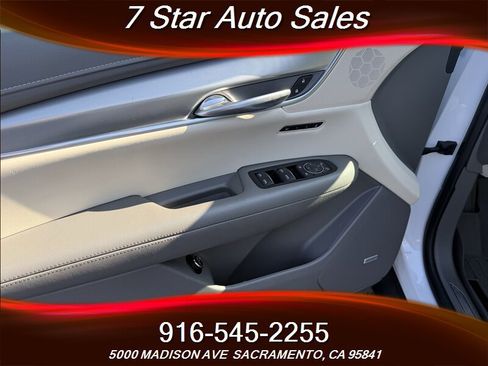 Used 2019 Cadillac XT5 Premium Luxury AWD/4WD image 8