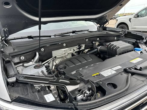 Certified 2024 Volkswagen Atlas SEL AWD/4WD image 49