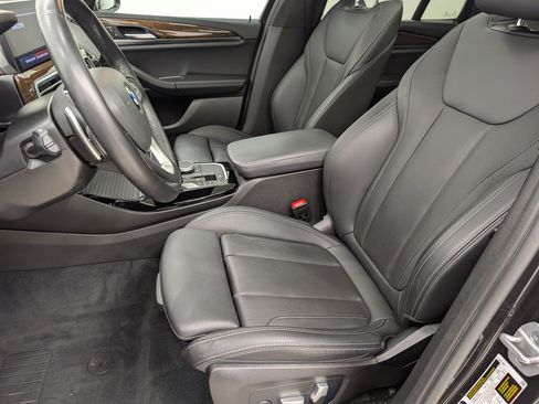 Used 2023 BMW X3 xDrive30i w/ Premium Package image 5