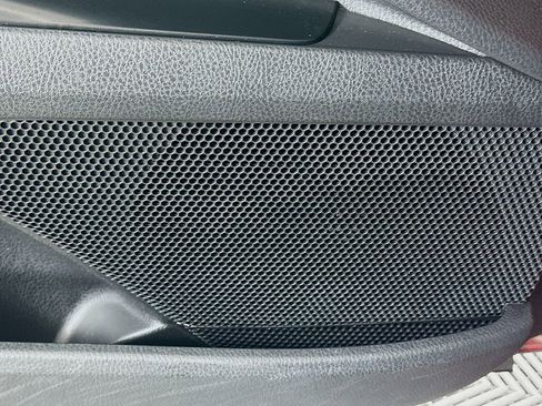 Used 2018 Toyota Camry XSE image 18