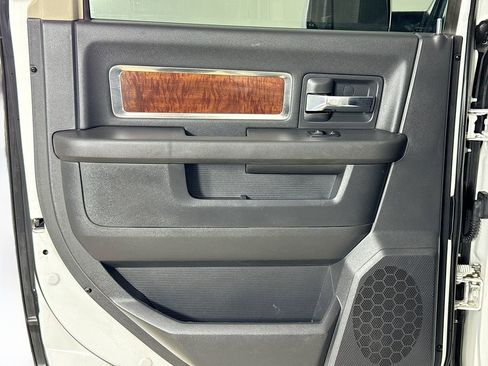 Used 2012 RAM 2500 Laramie w/ Cold Weather Group image 19