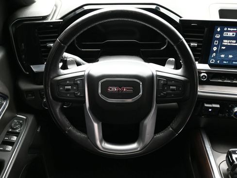Used 2023 GMC Sierra 1500 SLT AWD/4WD image 15