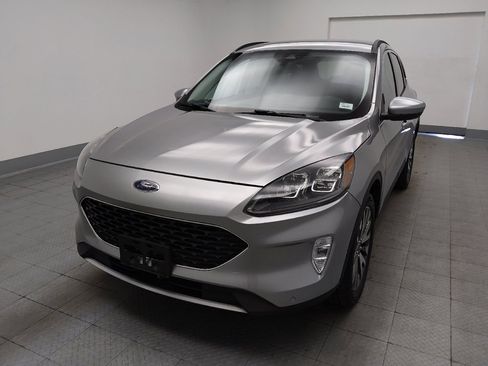 Used 2021 Ford Escape Titanium AWD/4WD image 15