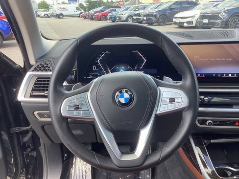 Used 2026 BMW X7 xDrive40i AWD/4WD image 21