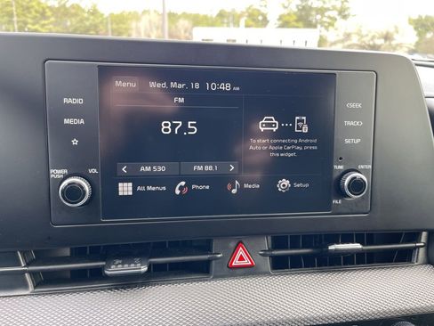 Certified 2025 Kia Sportage LX AWD/4WD image 10