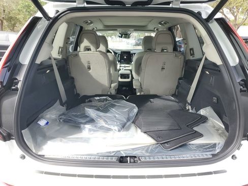 New 2026 Volvo XC90 B6 Ultra w/ Protection Package Premier AWD/4WD image 4