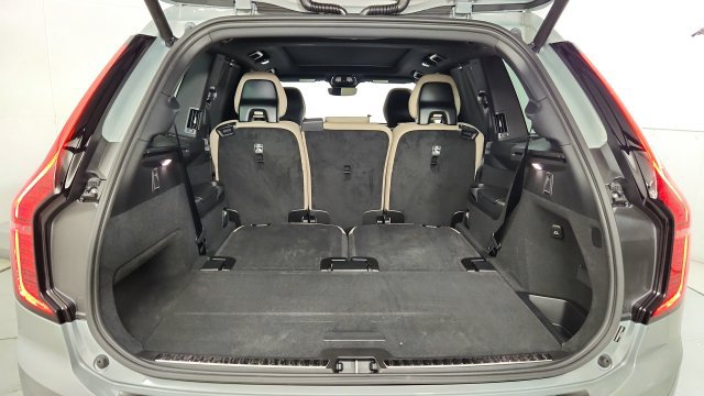 Used 2027 Volvo XC90 B6 Plus AWD/4WD image 44