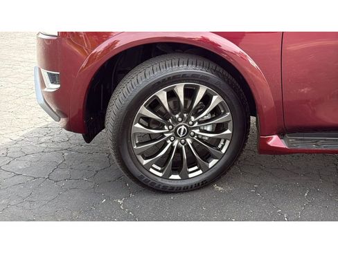 Used 2023 Nissan Armada Platinum AWD/4WD image 12