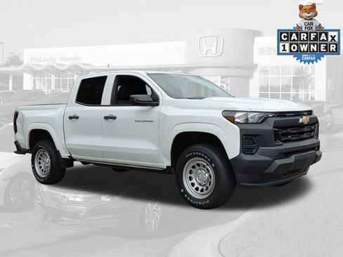 Used 2023 Chevrolet Colorado W/T RWD image 4