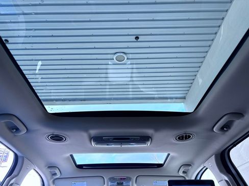 Used 2023 Kia Telluride SX image 22