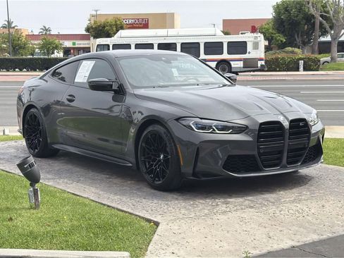 Used 2024 BMW M4 Competition w/ Executive Package image 8
