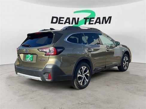 Used 2022 Subaru Outback Touring image 8