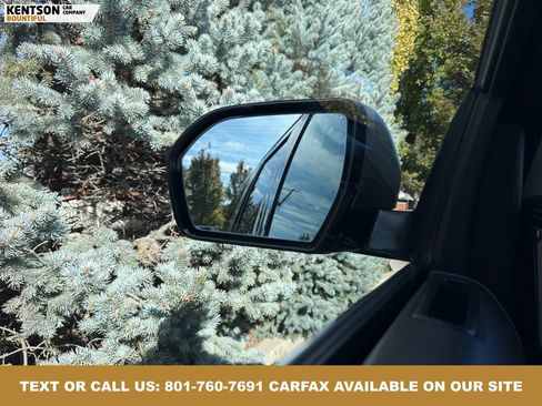 Used 2024 Ford Expedition Limited image 25