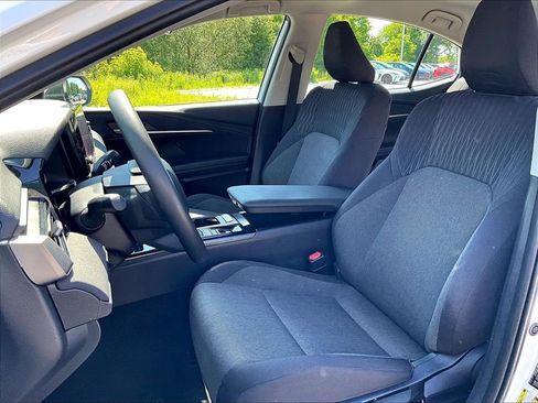 Certified 2025 Toyota Camry LE FWD image 10