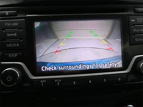 Used 2017 Nissan Sentra SV image 6